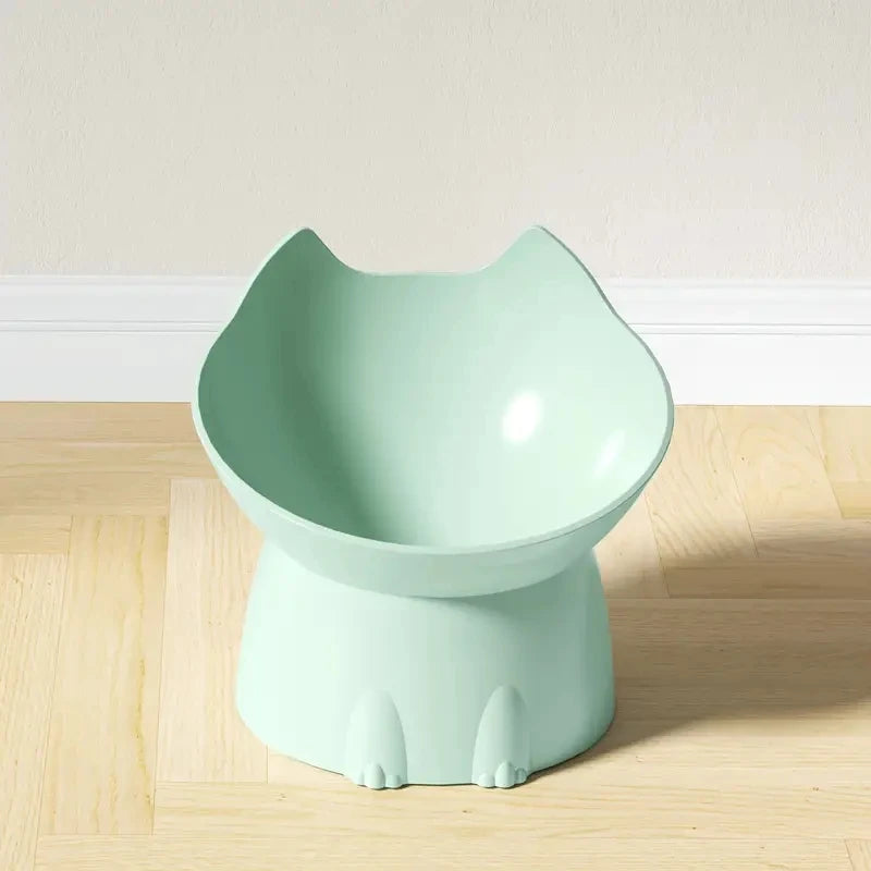 Ergonomic cat food bowl
