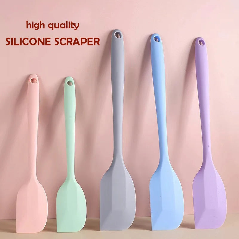 Premium silicone spatula set in pastel colors
