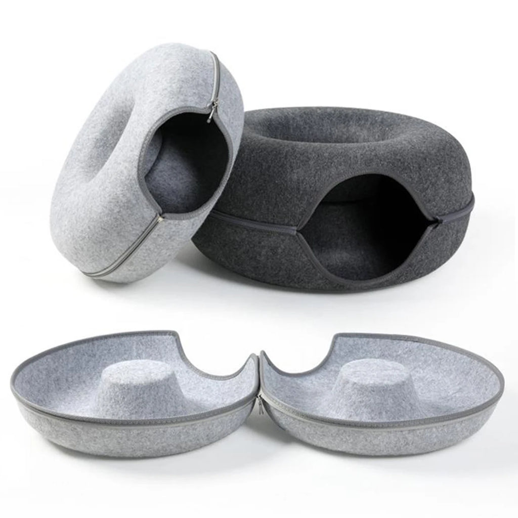 Soft enclosed cat bed for kittens and cats
