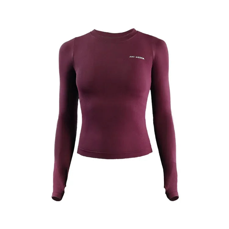 Stretch fitness shirt with thumb holes
