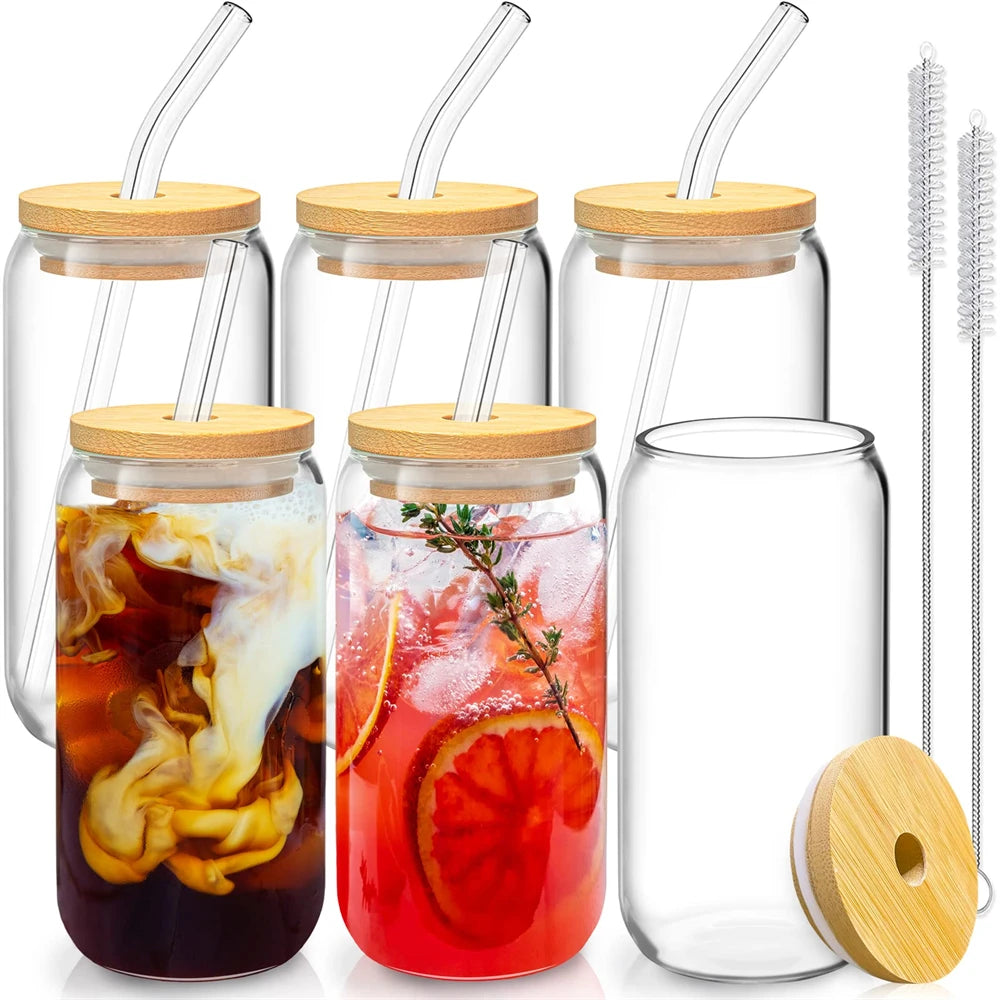 Elegant glass tumbler for beverages

